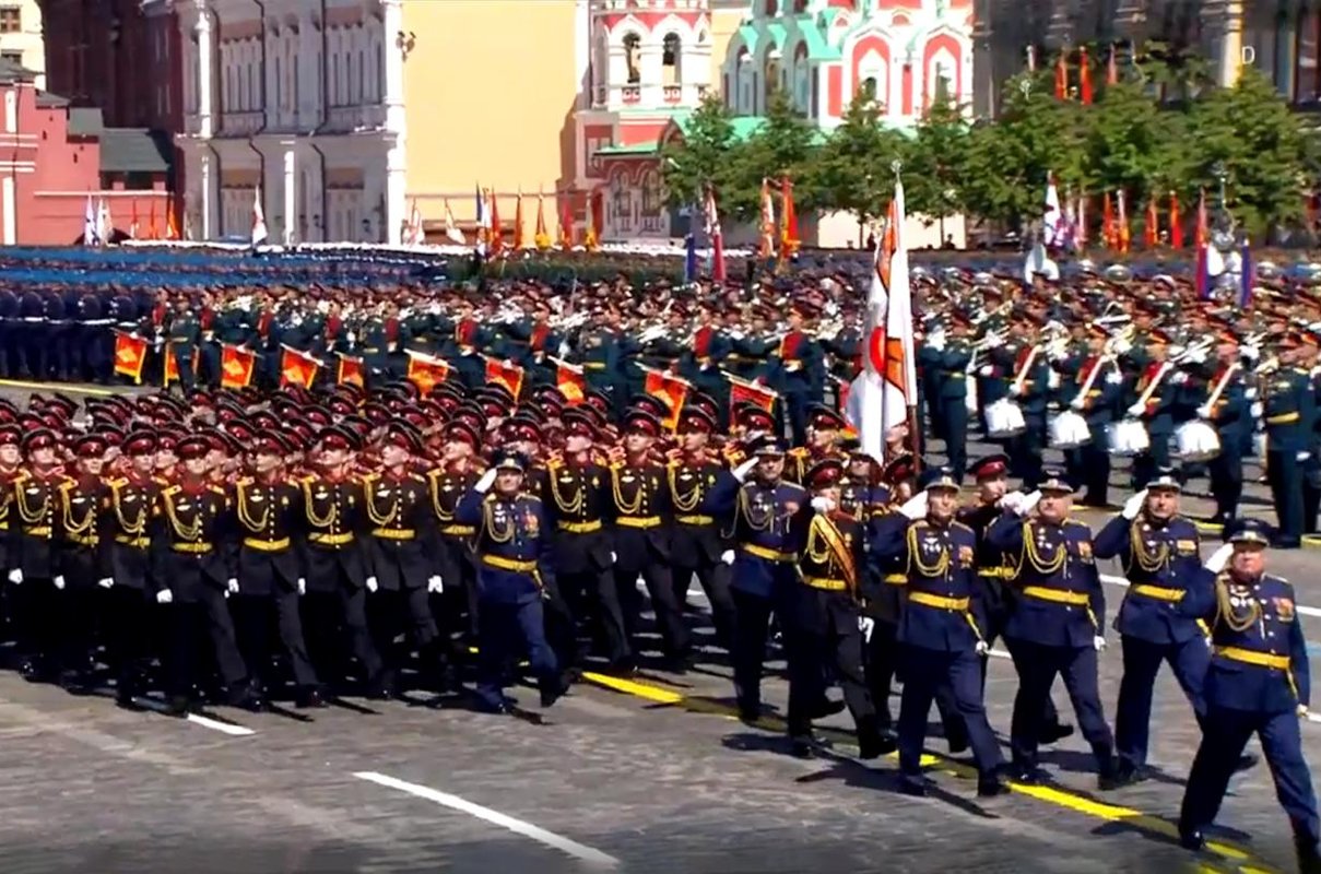 Парад победы в москве фото