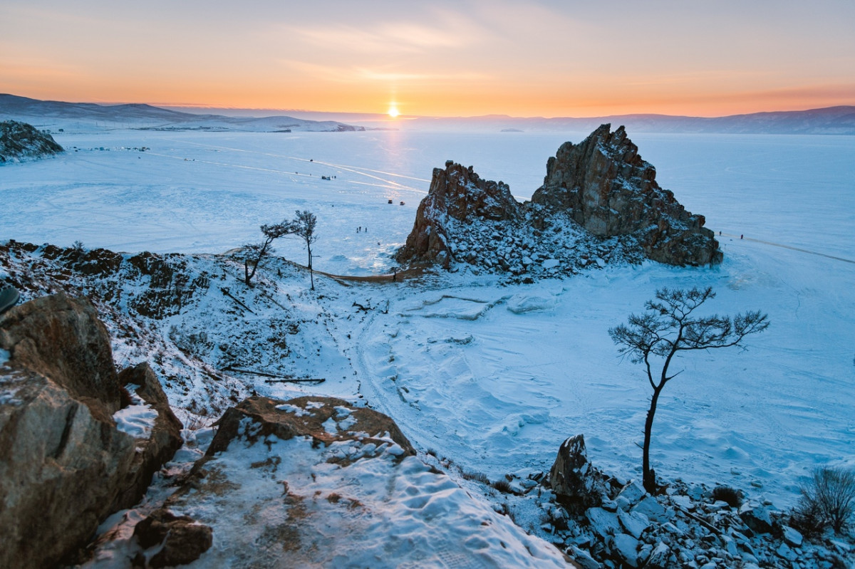 Байкал в апреле