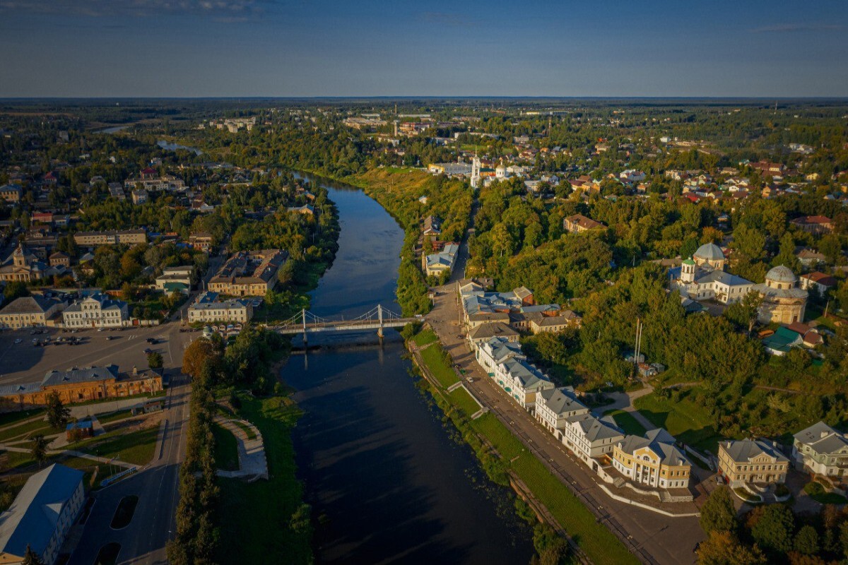 Жители Торжка отмечают День города - Караван Ярмарка