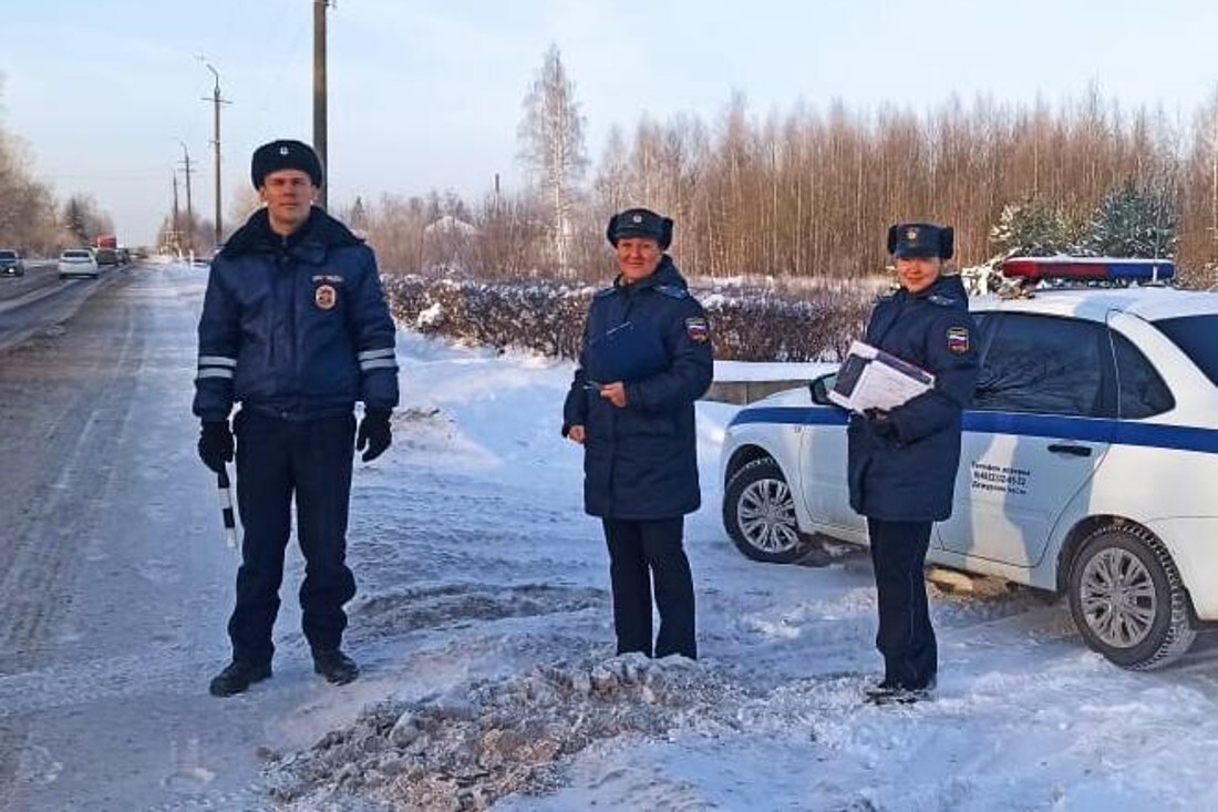 Судебные приставы и сотрудники ГИБДД провели совместный рейд в Торжке -  Караван Ярмарка