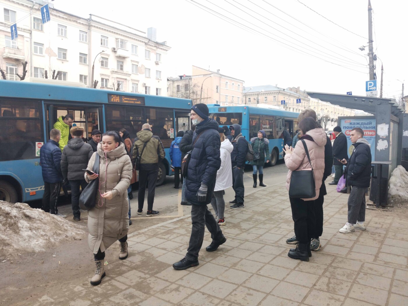 Синие и битком набитые. В Твери давно назрел второй этап транспортной  реформы - Караван Ярмарка