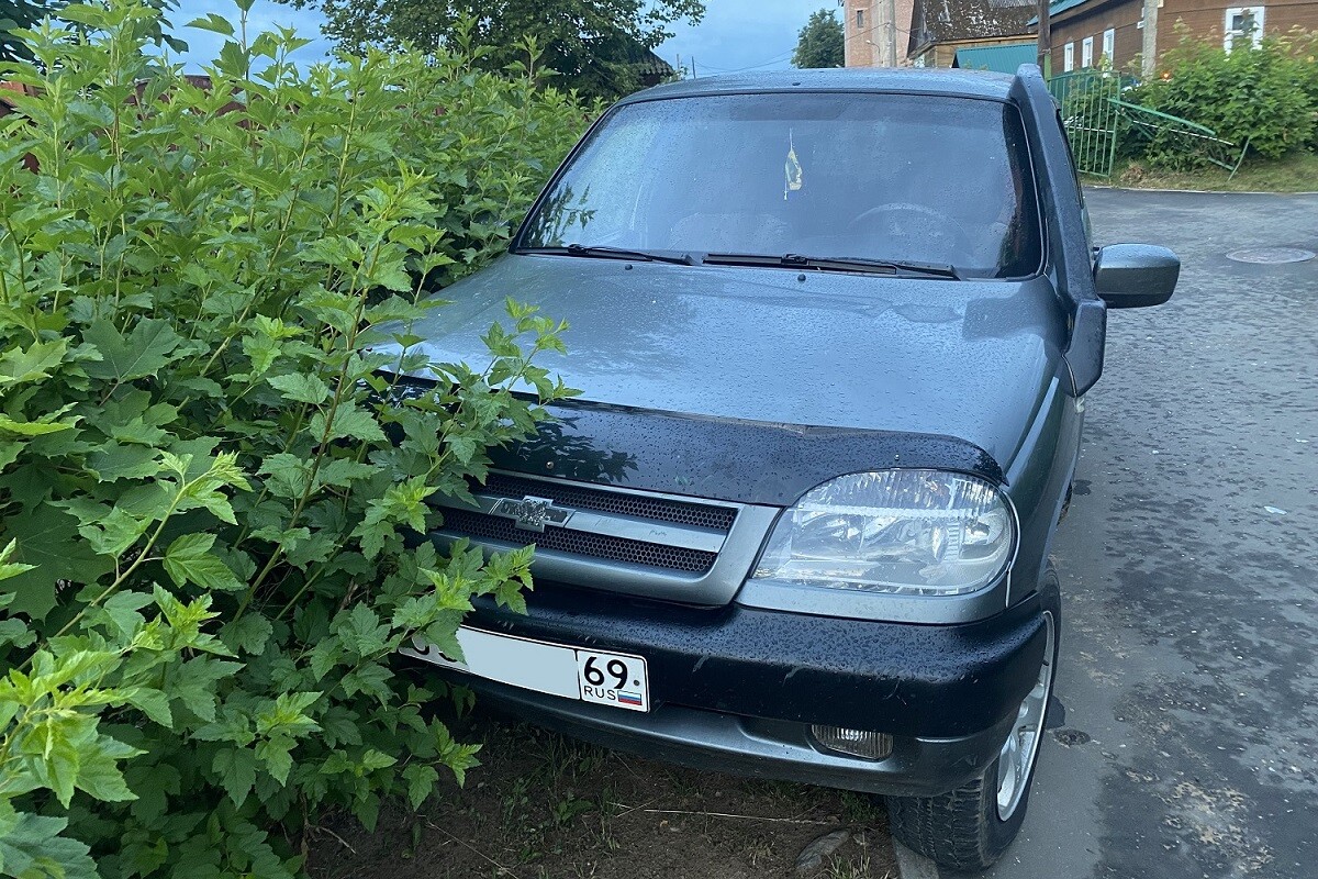 Полицейские вернули жительнице Тверской области угнанный автомобиль