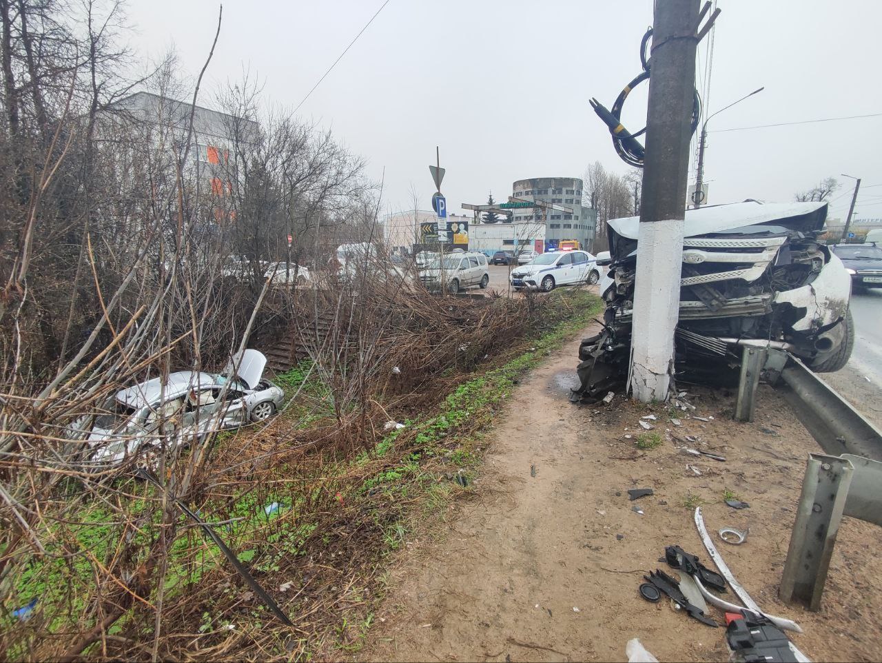 На площади Гагарина в Твери произошло ДТП (видео)