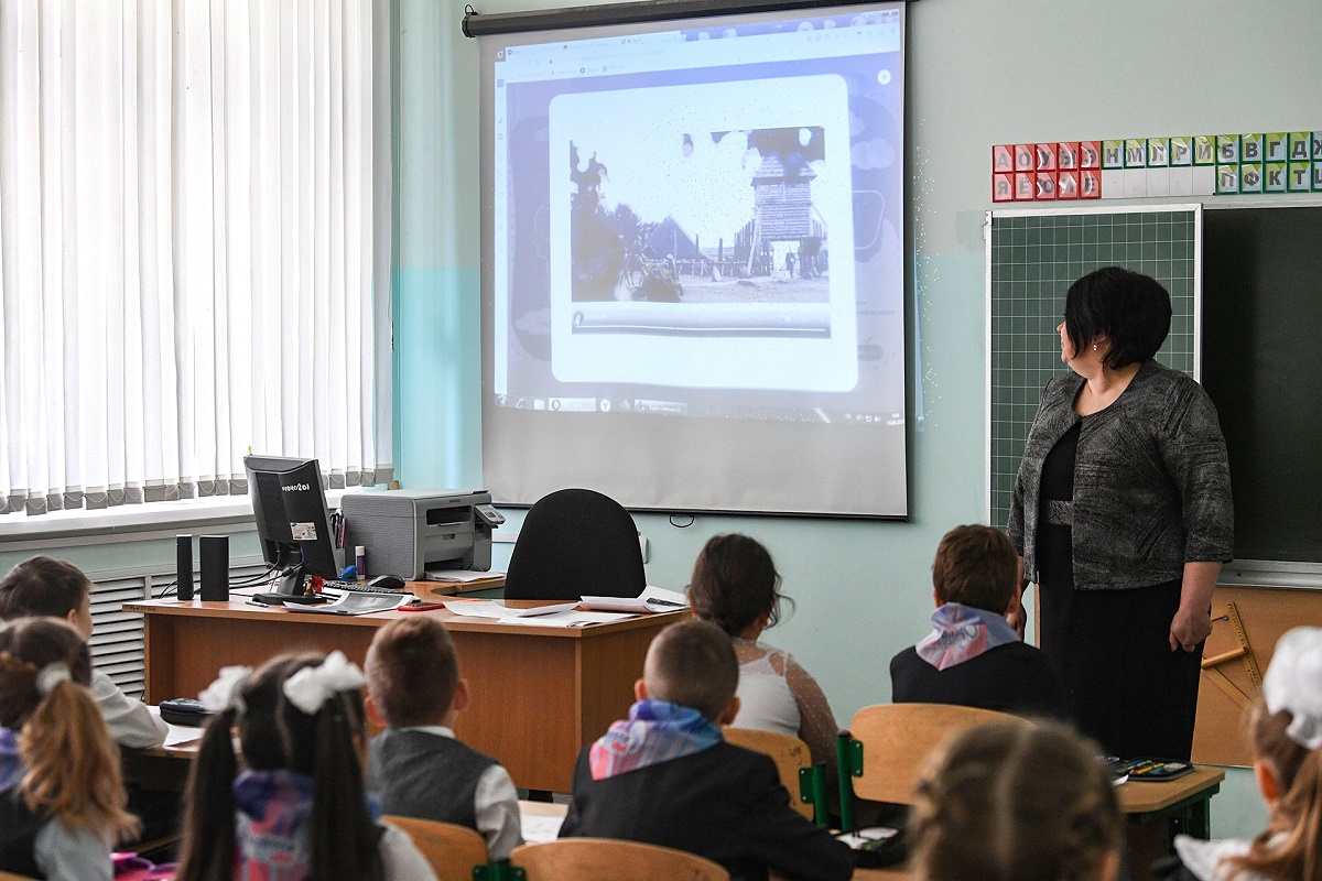 Школьникам ЦФО рассказали о Торопце – старейшем городе Тверской земли