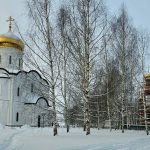 купола с крестами